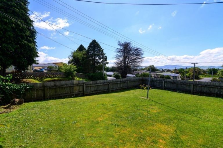Photo of property in 5 Murray Road, Fairy Springs, Rotorua, 3015