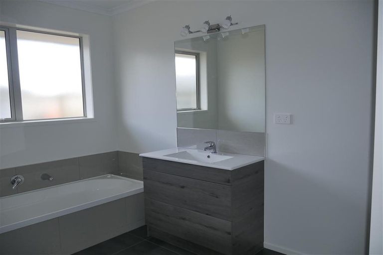 Photo of property in 17 Pahau Avenue, Tikipunga, Whangarei, 0112