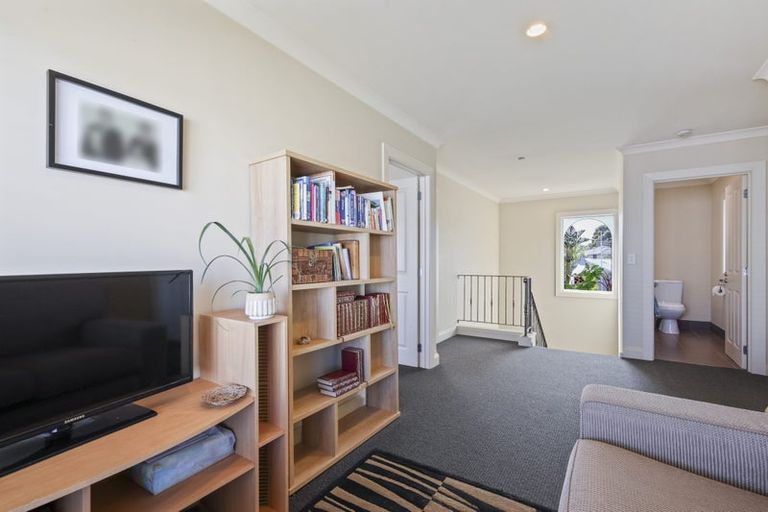 Photo of property in 3 Holiday Drive, Mairehau, Christchurch, 8052