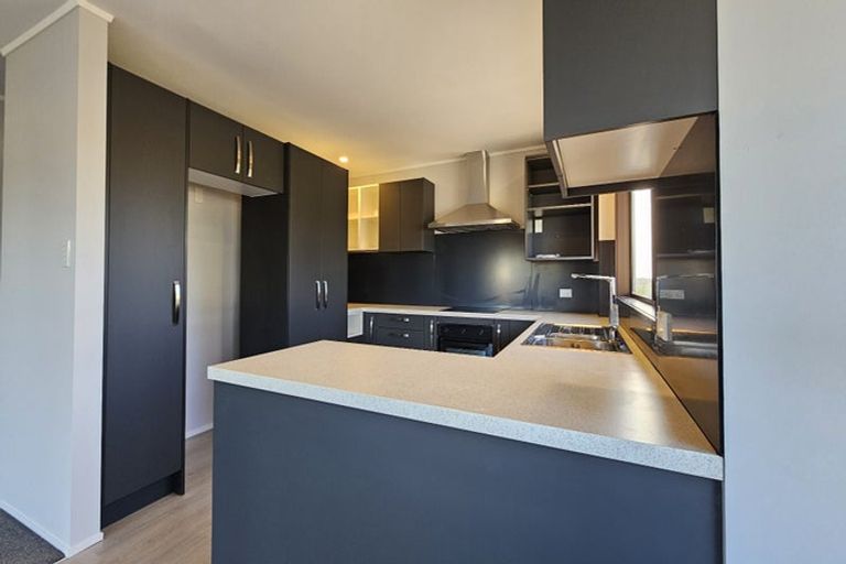Photo of property in 1/25 Sartors Avenue, Northcross, Auckland, 0630