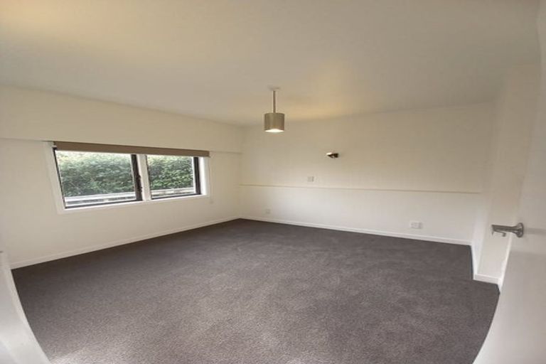 Photo of property in 89 Black Rock Road, Newlands, Wellington, 6037