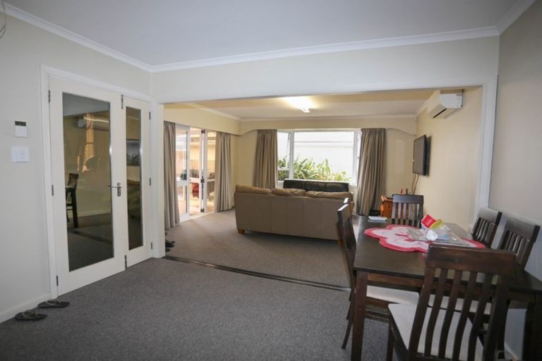 Photo of property in 126 Waimairi Road, Ilam, Christchurch, 8041