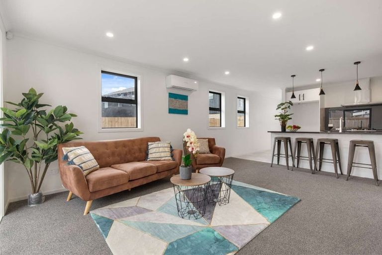 Photo of property in 2/43 Inuwai Street, Glenview, Hamilton, 3206