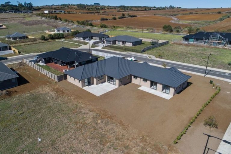 Photo of property in 52 Sunset Drive, Pukekohe, 2120