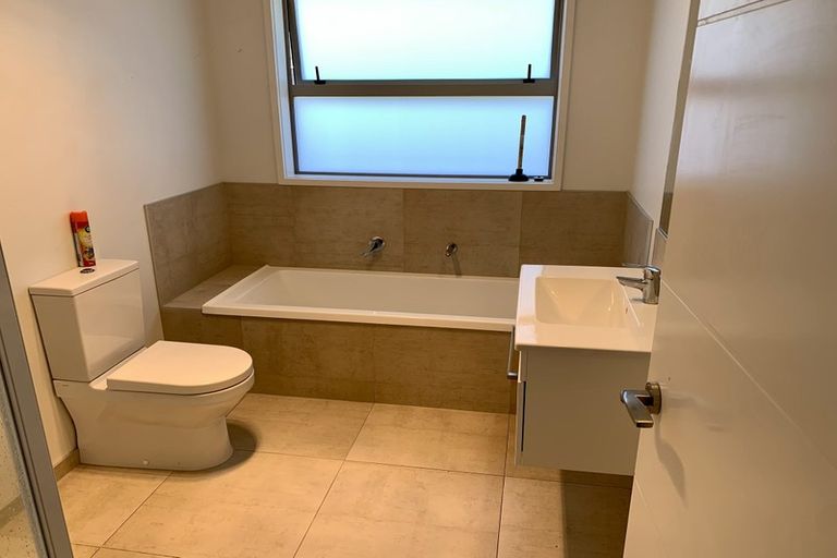 Photo of property in 33 Te Wharo Drive, Papamoa, 3118