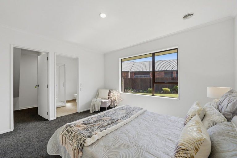 Photo of property in 49 Kedleston Drive, Avonhead, Christchurch, 8042