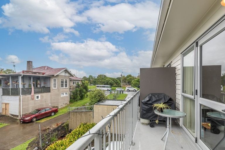Photo of property in 205/26 Morningside Drive, Morningside, Auckland, 1025