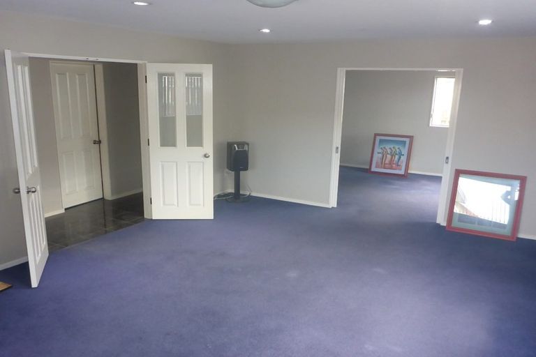 Photo of property in 53a Tauhinu Road, Miramar, Wellington, 6022