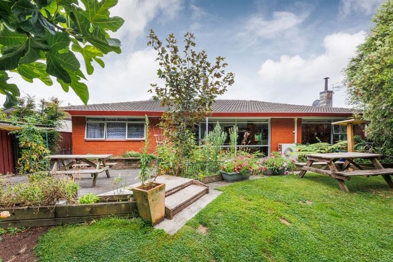 Photo of property in 86 Buick Crescent, Awapuni, Palmerston North, 4412