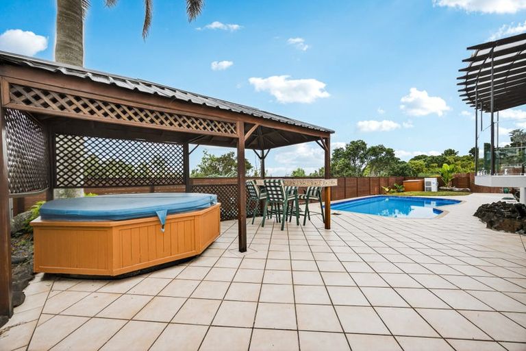 Photo of property in 64 Seacrest Drive, West Harbour, Auckland, 0618