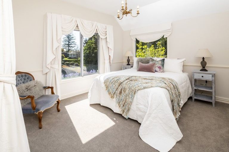 Photo of property in 33 Seymour Road, Mellons Bay, Auckland, 2014