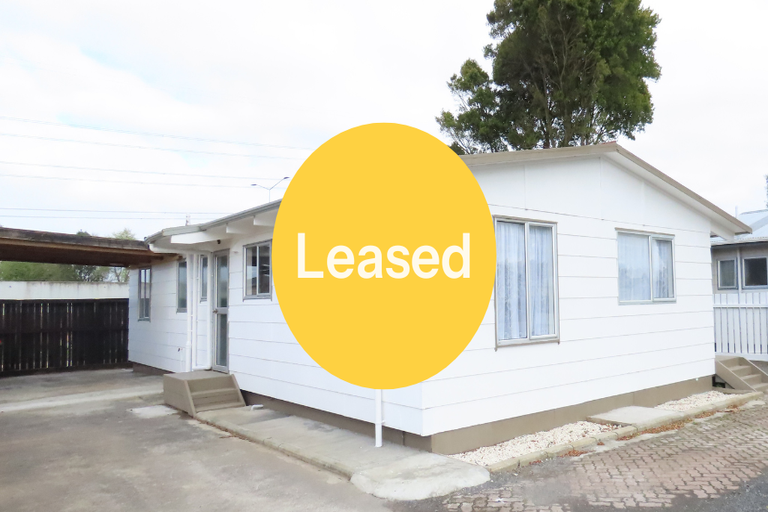 Photo of property in 77 Chichester Drive, Rosehill, Papakura, 2113