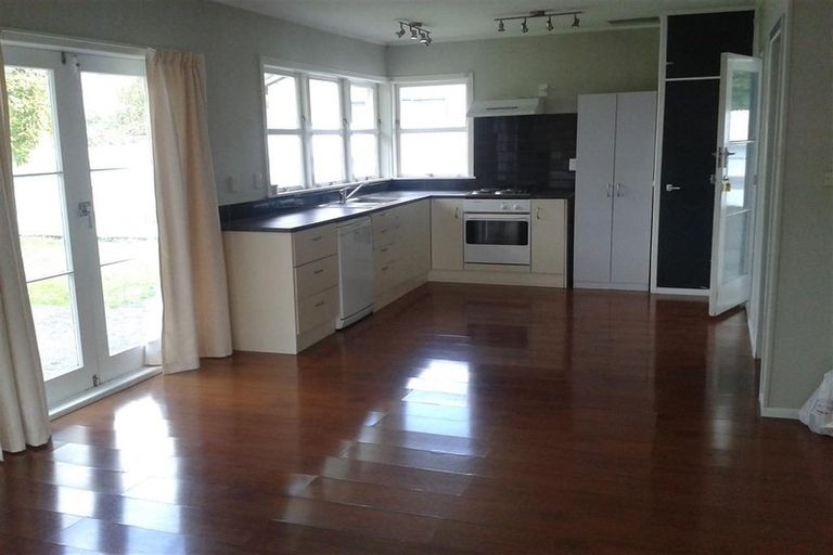 Photo of property in 24 Fairview Road, Western Heights, Rotorua, 3015