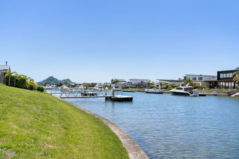 Photo of property in 104 Motu Hei, Pauanui, Hikuai, 3579