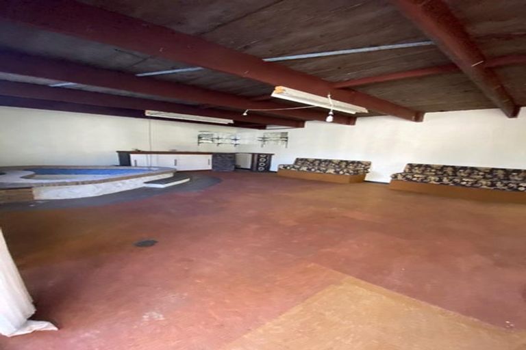 Photo of property in 3 Tatua Place, Conifer Grove, Takanini, 2112