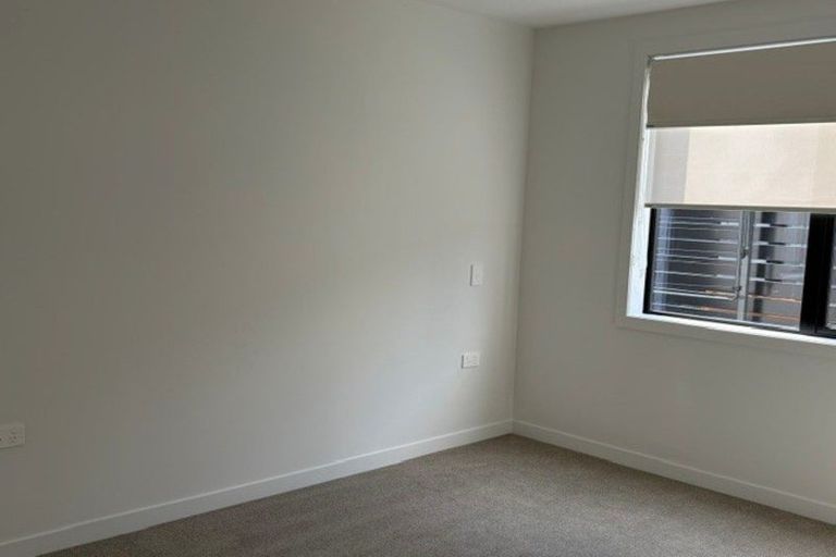 Photo of property in 7/160 Mazengarb Road, Paraparaumu, 5032