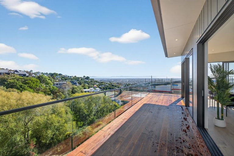 Photo of property in 69 Longhurst Terrace, Cashmere, Christchurch, 8022