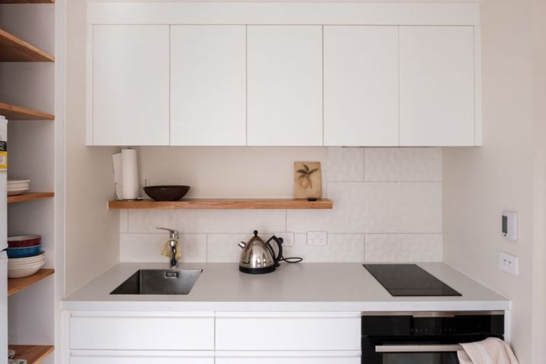 Photo of property in 32 Talavera Terrace, Kelburn, Wellington, 6012