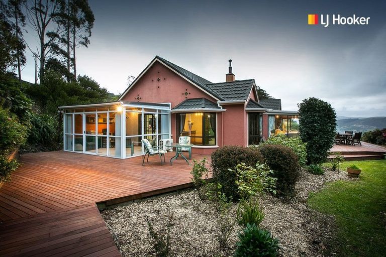 Photo of property in 979 Highcliff Road, Highcliff, Dunedin, 9077