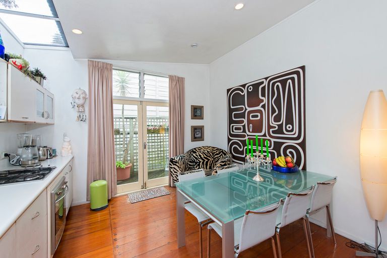 Photo of property in 9 Brentwood Avenue, Mount Eden, Auckland, 1024