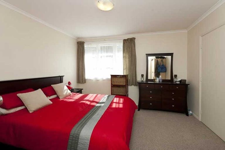 Photo of property in 10a Camden Street, Vogeltown, New Plymouth, 4310