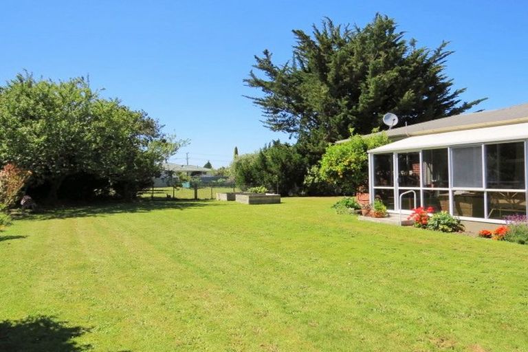 Photo of property in 4 Faraday Street, Carterton, 5713