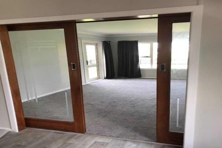 Photo of property in 21 Wellington Street, Pukekohe, 2120