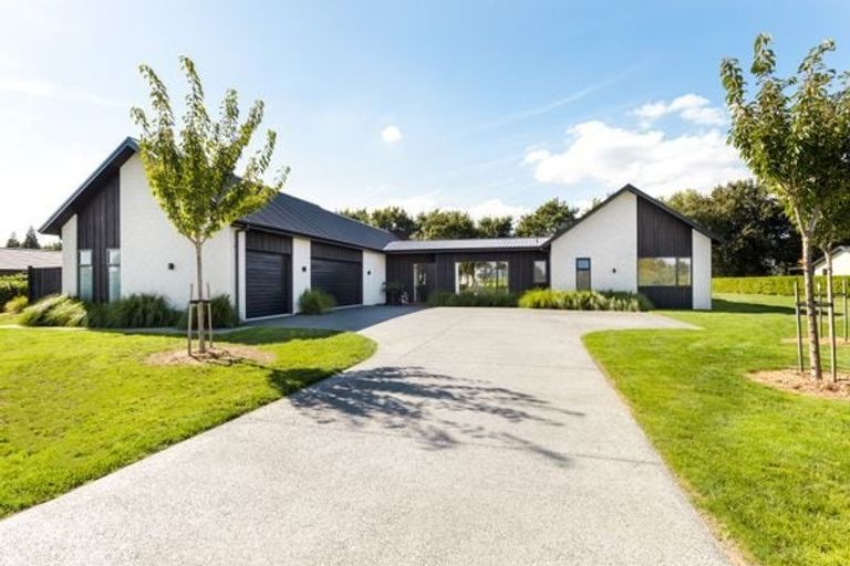 Photo of property in 7 South Oaks Close, Pukemoremore, Cambridge, 3493