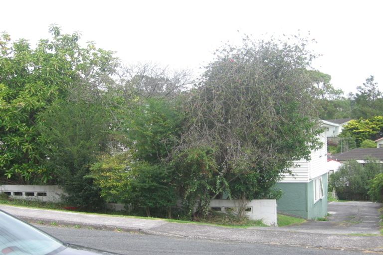 Photo of property in 2/18 Peach Road, Glenfield, Auckland, 0629