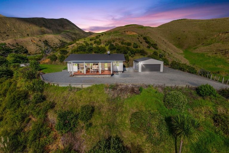 Photo of property in 1441 Marokopa Road, Marokopa, Te Kuiti, 3988