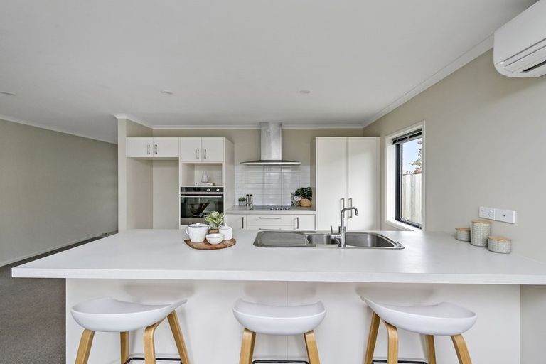 Photo of property in 21 Flint Road, Rolleston, 7614