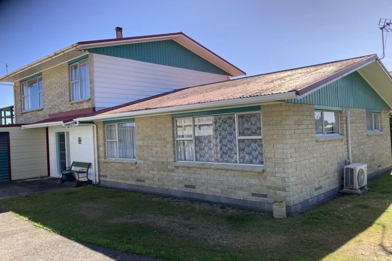 Photo of property in 46 Hume Street, Waitara, 4320