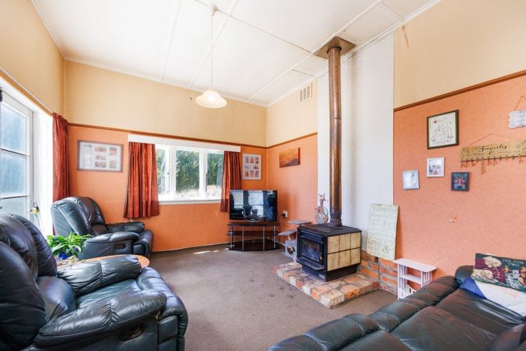 Photo of property in 922 Tennent Drive, Linton, Palmerston North, 4472