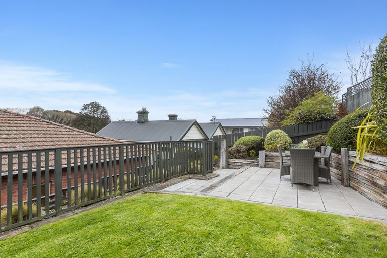 Photo of property in 17 Hawthorn Avenue, Mornington, Dunedin, 9011
