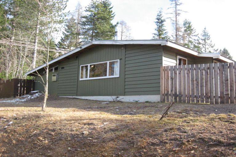 Photo of property in 1 Larch Avenue, Naseby, 9396