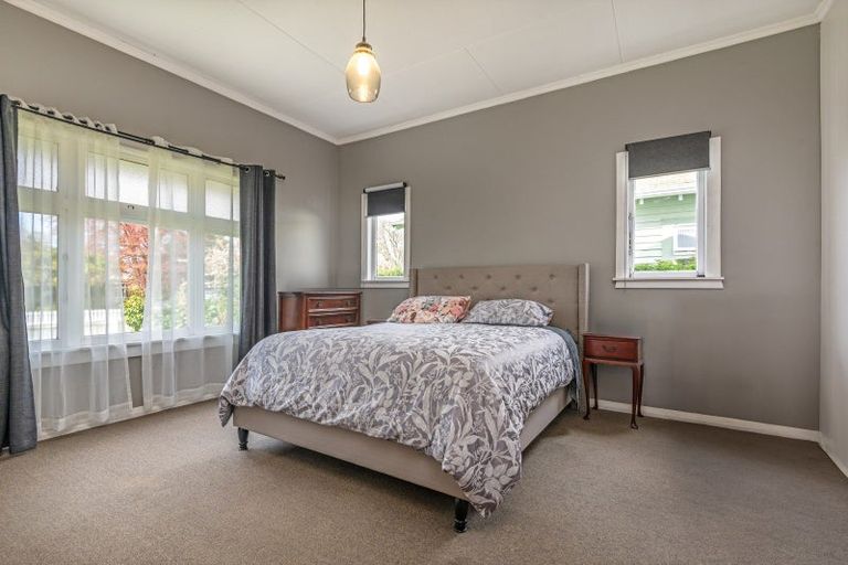Photo of property in 19 Manson Street, Terrace End, Palmerston North, 4410
