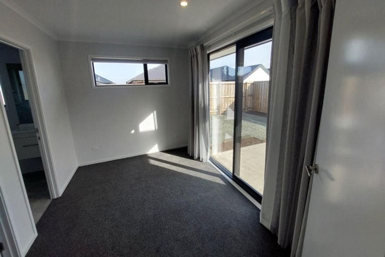 Photo of property in 88 Broadway Parade, Rolleston, 7615