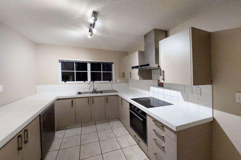 Photo of property in 2/163 Whitford Road, Somerville, Auckland, 2014