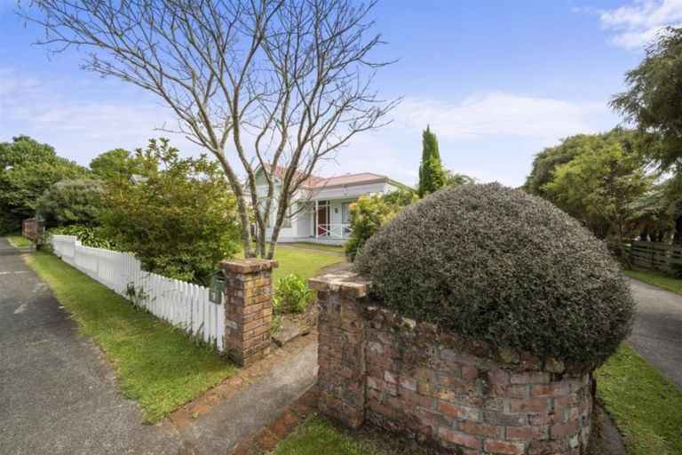 Photo of property in 18 Olivia Street, Stratford, 4332