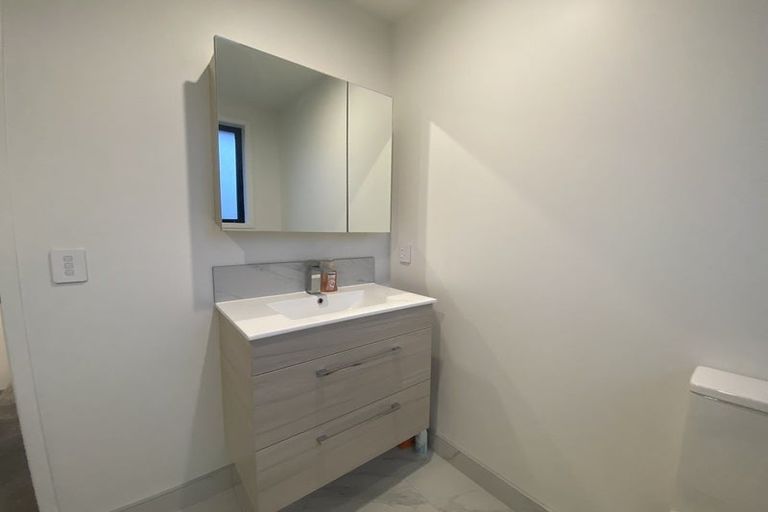 Photo of property in 2/5 Macky Street, Taita, Lower Hutt, 5011