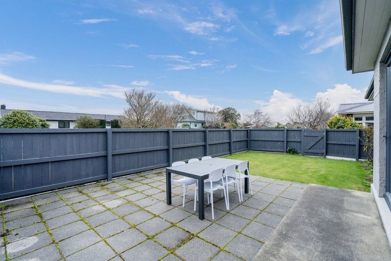Photo of property in 51 Newcastle Street, Windsor, Invercargill, 9810