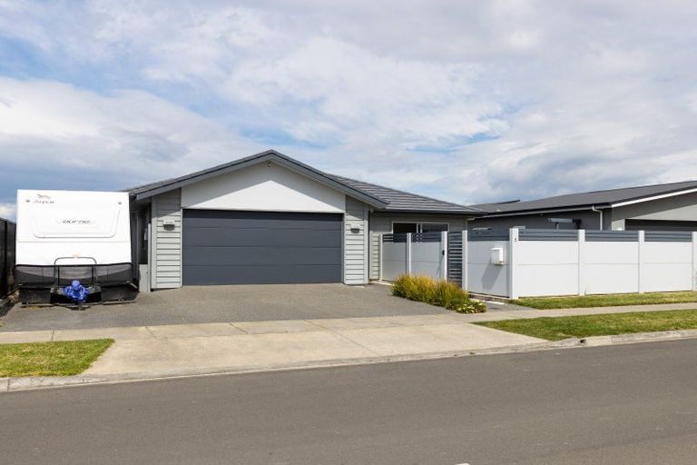 Photo of property in 5 Hurunui Drive, Te Awa, Napier, 4110