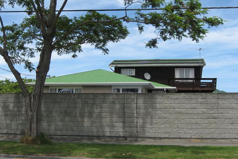 Photo of property in 68 Breezes Road, Avondale, Christchurch, 8061