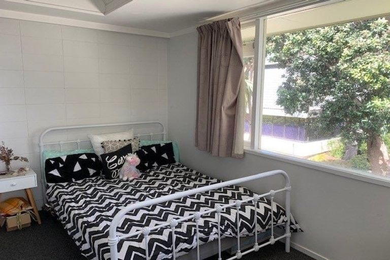 Photo of property in 11h Britannia Street, Petone, Lower Hutt, 5012