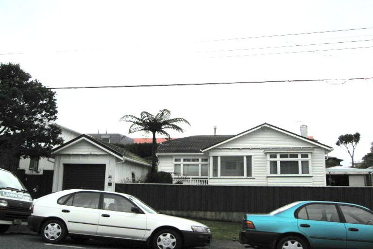 Photo of property in 27 Cooper Street, Karori, Wellington, 6012