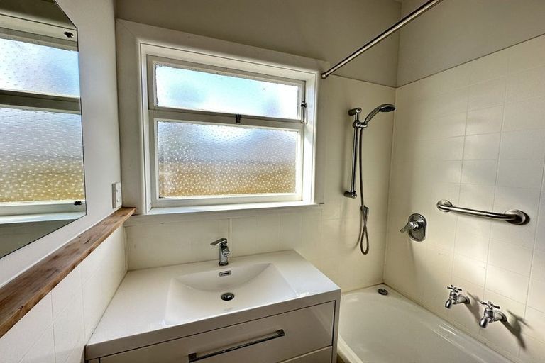 Photo of property in 51 Opawa Road, Waltham, Christchurch, 8023