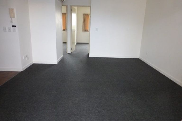 Photo of property in 28/30 Mathesons Road, Phillipstown, Christchurch, 8011