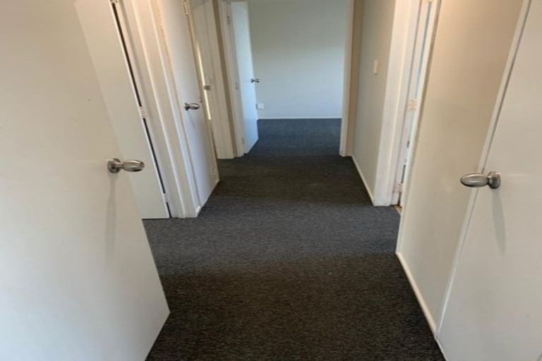 Photo of property in 8 Solveig Place, Randwick Park, Auckland, 2105