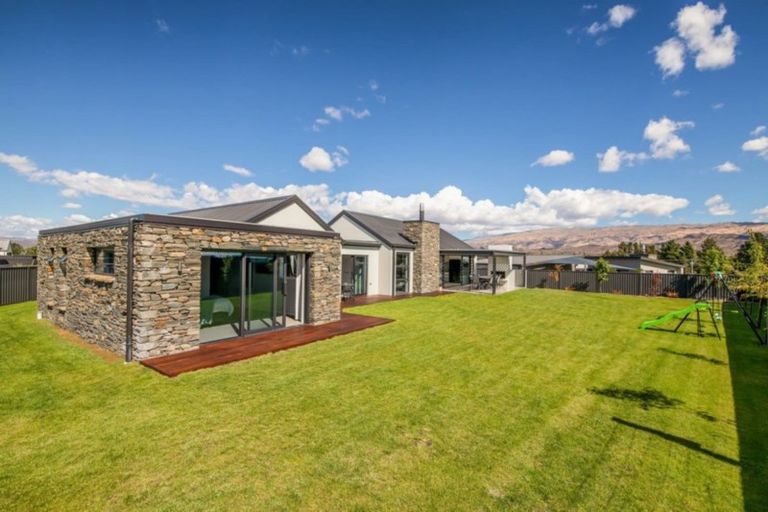 Photo of property in 20 Chandler Crescent, Clyde, 9330