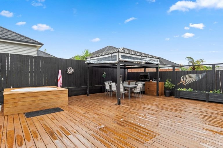 Photo of property in 94 Landing Drive, Pyes Pa, Tauranga, 3112